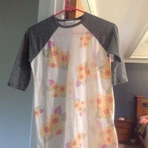 LuLaRoe shirt